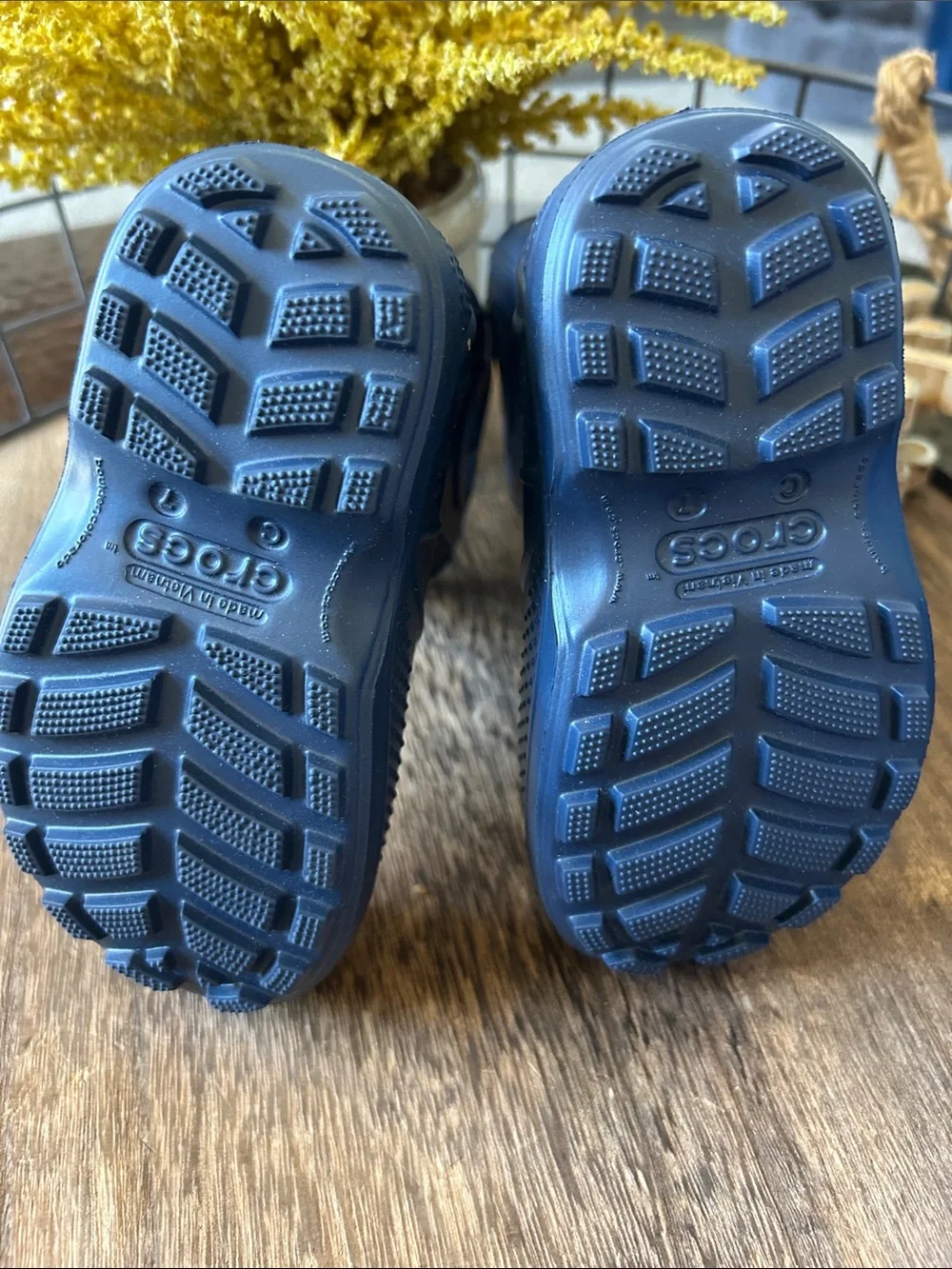 NWOT Crocs Kids' Handle It Rain Boots Waterproof Navy Blue Size C7